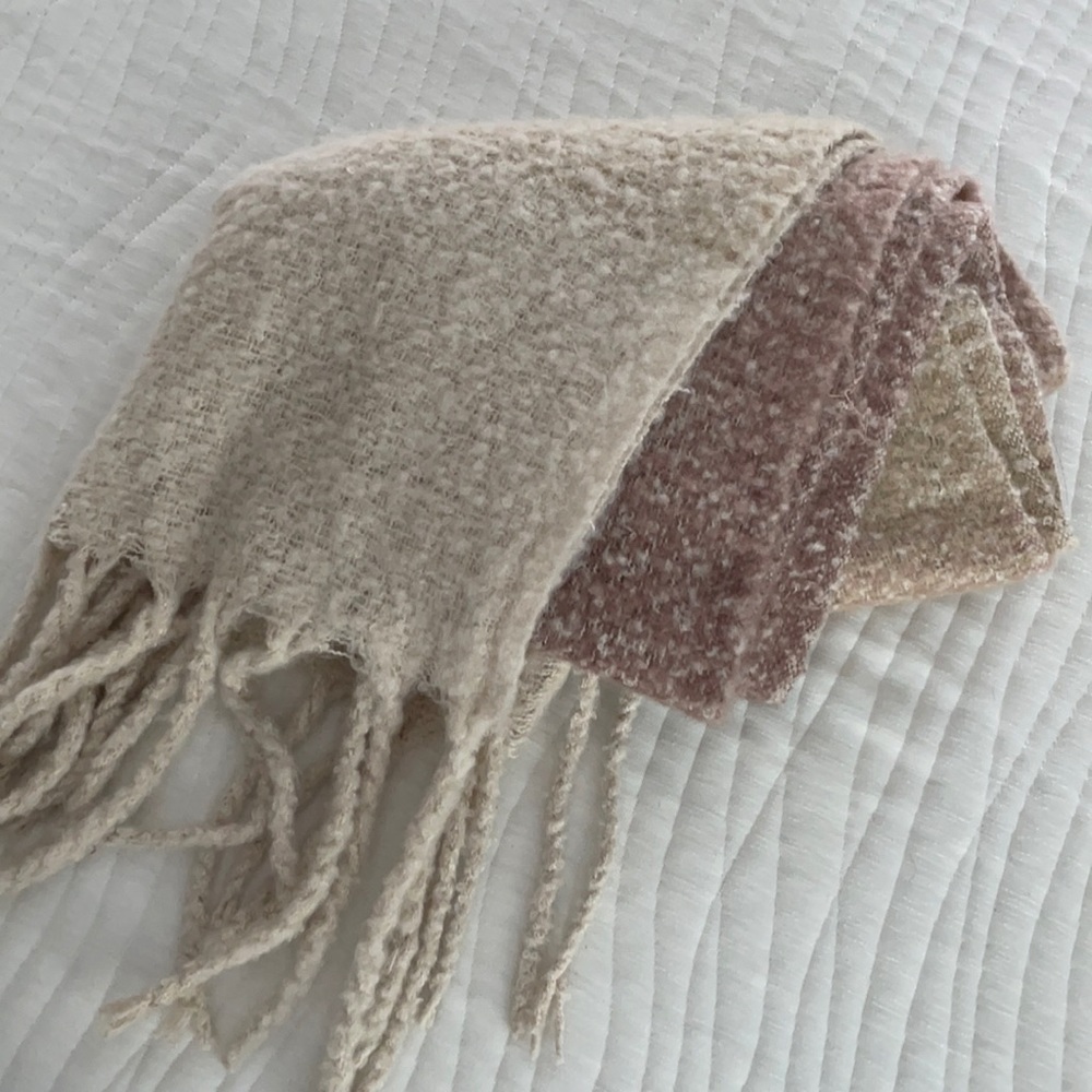 NWOT Mer Sea Blanket Scarf